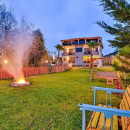 Pieria Luxury