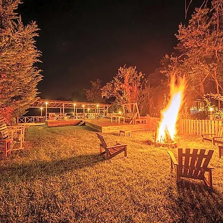 Pieria Luxury فندق 3*